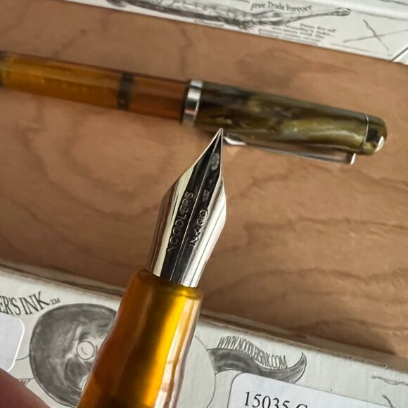 2 Noodler's Flex nib Fountain Pens ~ Ahab & Konrad - Picture 5 of 7